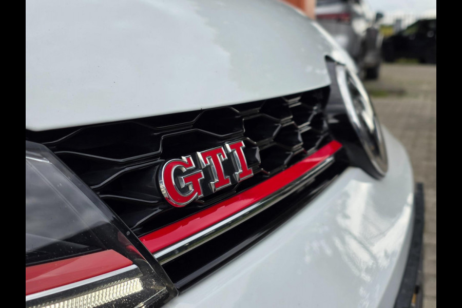 Volkswagen Golf 2.0 TSI GTI Performance / DSG / PANO / LED / Garantie / Full Options