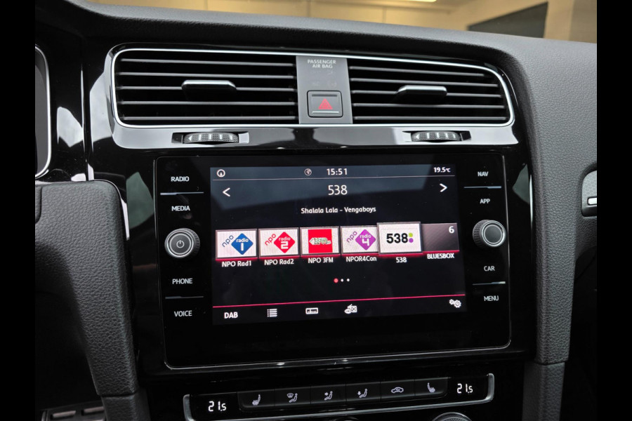 Volkswagen Golf 2.0 TSI GTI Performance / DSG / PANO / LED / Garantie / Full Options