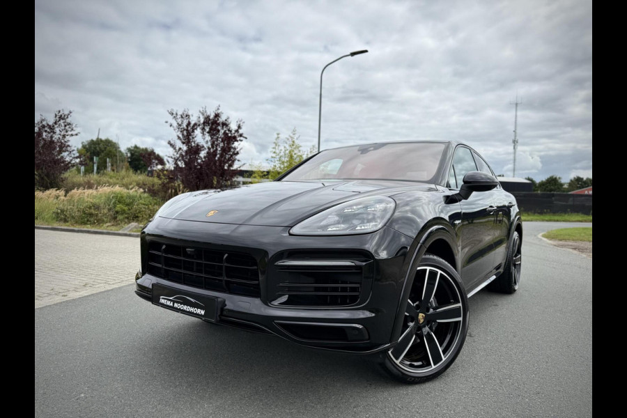 Porsche Cayenne Coupé 3.0 E-Hybrid SportDesign|Sport Chrono|Burmester® |Softclose doors|Camera 360°|AppleCarplay