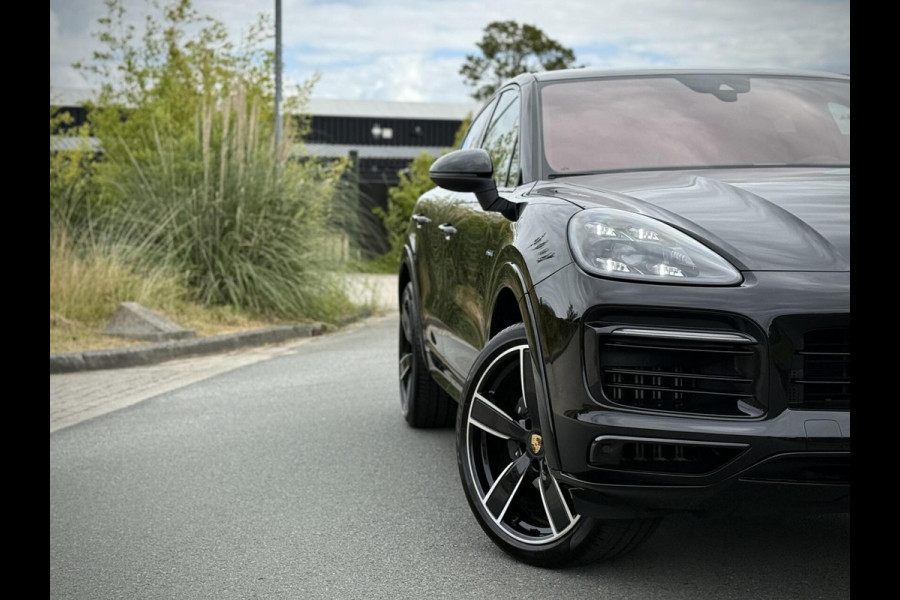 Porsche Cayenne Coupé 3.0 E-Hybrid SportDesign|Sport Chrono|Burmester® |Softclose doors|Camera 360°|AppleCarplay