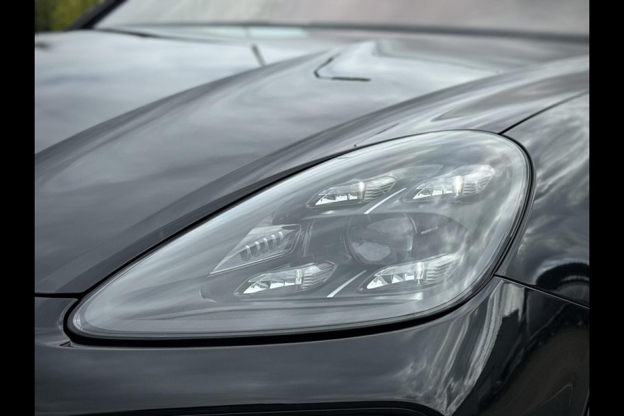 Porsche Cayenne Coupé 3.0 E-Hybrid SportDesign|Sport Chrono|Burmester® |Softclose doors|Camera 360°|AppleCarplay