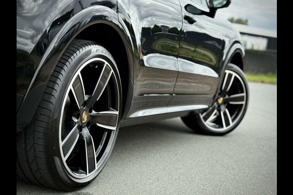 Porsche Cayenne Coupé 3.0 E-Hybrid SportDesign|Sport Chrono|Burmester® |Softclose doors|Camera 360°|AppleCarplay