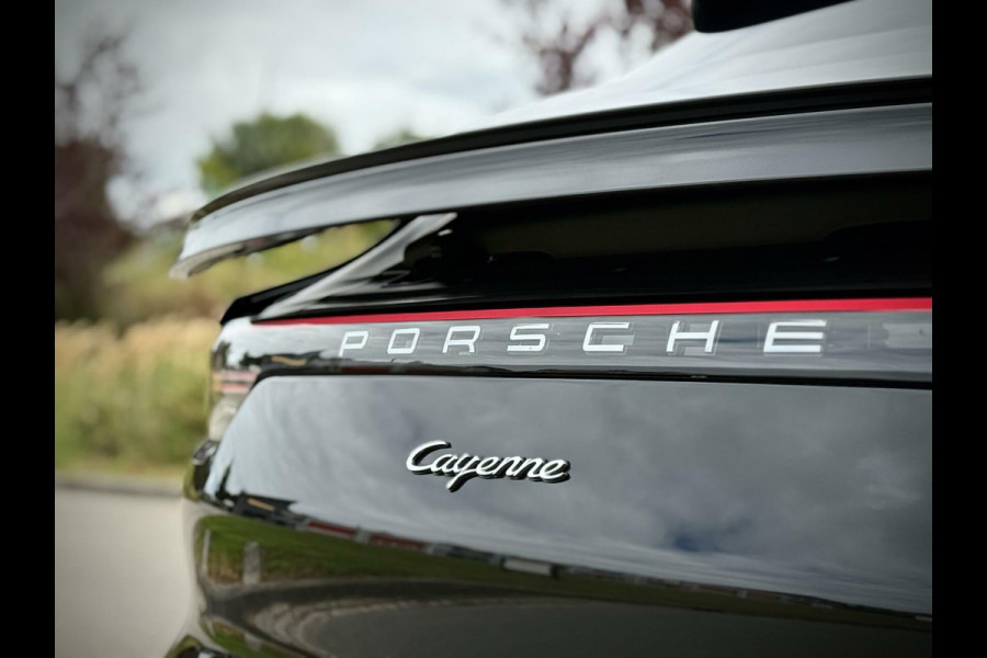 Porsche Cayenne Coupé 3.0 E-Hybrid SportDesign|Sport Chrono|Burmester® |Softclose doors|Camera 360°|AppleCarplay