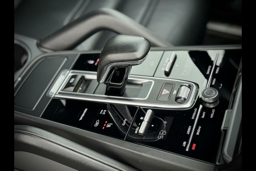 Porsche Cayenne Coupé 3.0 E-Hybrid SportDesign|Sport Chrono|Burmester® |Softclose doors|Camera 360°|AppleCarplay