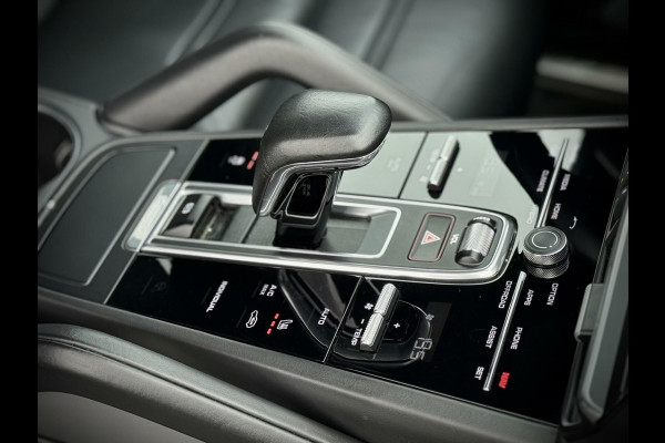 Porsche Cayenne Coupé 3.0 E-Hybrid SportDesign|Sport Chrono|Burmester® |Softclose doors|Camera 360°|AppleCarplay