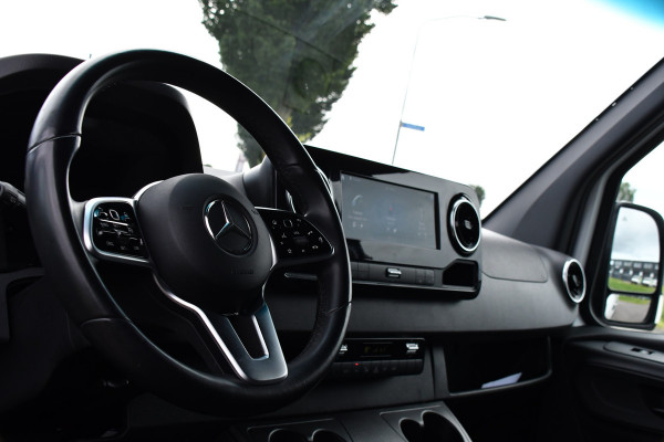 Mercedes-Benz Sprinter 316 2.2 CDI L3H2 PB Edition Camera, Cruise, 10,5'' Mbux, Carplay, LED, Automaat, Stoelverwarming, Sensoren, Trekhaak, 164pk, Uniek!