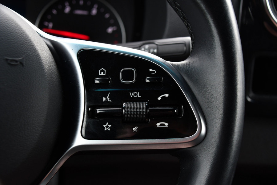 Mercedes-Benz Sprinter 316 2.2 CDI L3H2 PB Edition Camera, Cruise, 10,5'' Mbux, Carplay, LED, Automaat, Stoelverwarming, Sensoren, Trekhaak, 164pk, Uniek!