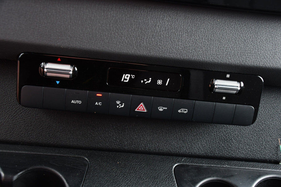 Mercedes-Benz Sprinter 316 2.2 CDI L3H2 PB Edition Camera, Cruise, 10,5'' Mbux, Carplay, LED, Automaat, Stoelverwarming, Sensoren, Trekhaak, 164pk, Uniek!