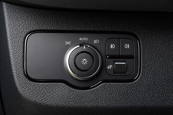 Mercedes-Benz Sprinter 316 2.2 CDI L3H2 PB Edition Camera, Cruise, 10,5'' Mbux, Carplay, LED, Automaat, Stoelverwarming, Sensoren, Trekhaak, 164pk, Uniek!