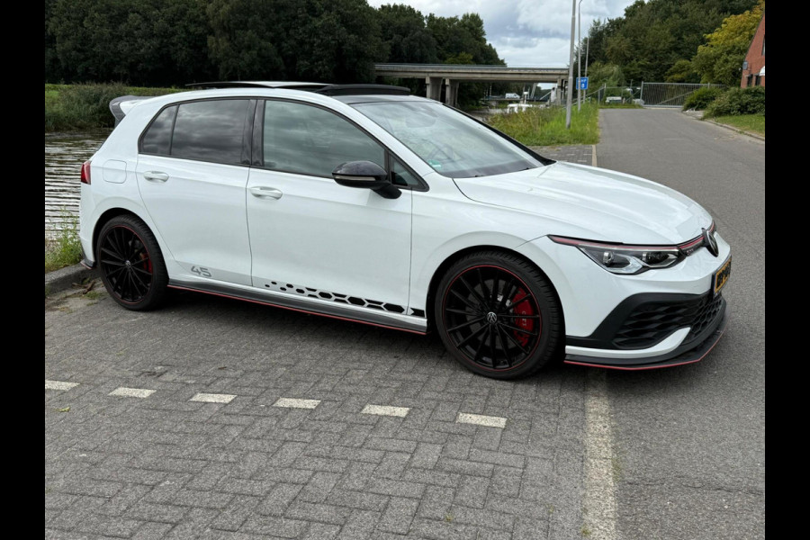 Volkswagen Golf 2.0 TSI GTI EDITION 45 / ACRAPOVIC