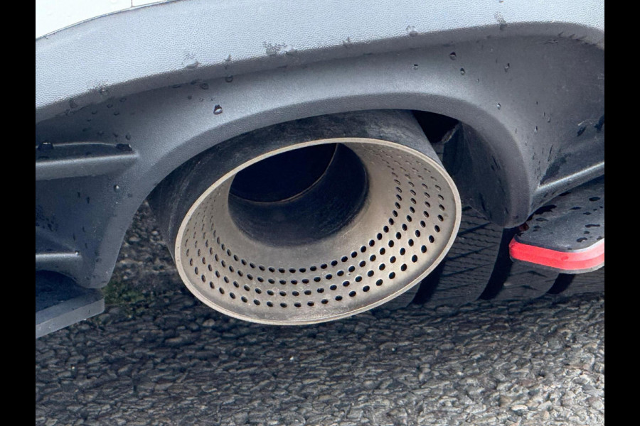 Volkswagen Golf 2.0 TSI GTI EDITION 45 / ACRAPOVIC