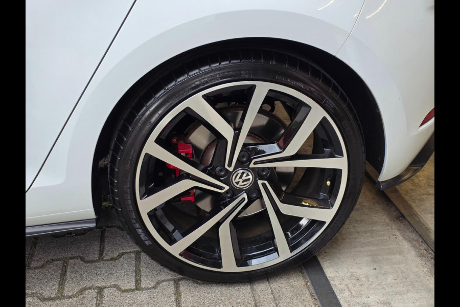 Volkswagen Golf 2.0 TSI GTI Performance / DSG / PANO / LED / Garantie / Full Options