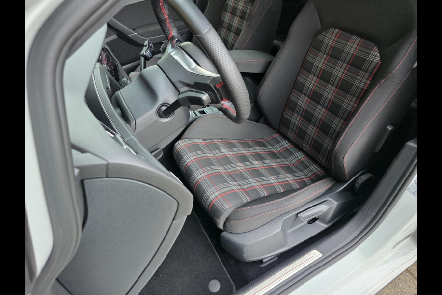 Volkswagen Golf 2.0 TSI GTI Performance / DSG / PANO / LED / Garantie / Full Options