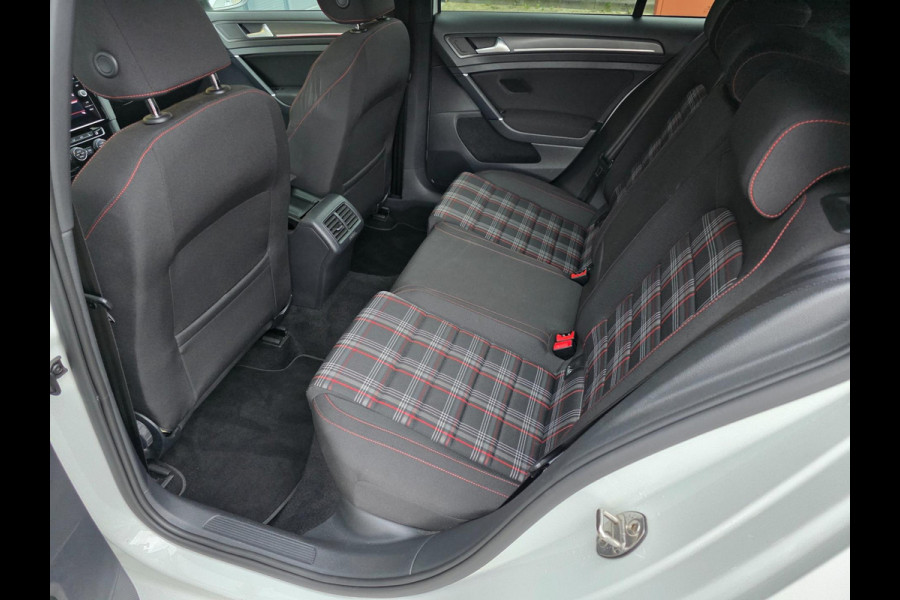 Volkswagen Golf 2.0 TSI GTI Performance / DSG / PANO / LED / Garantie / Full Options