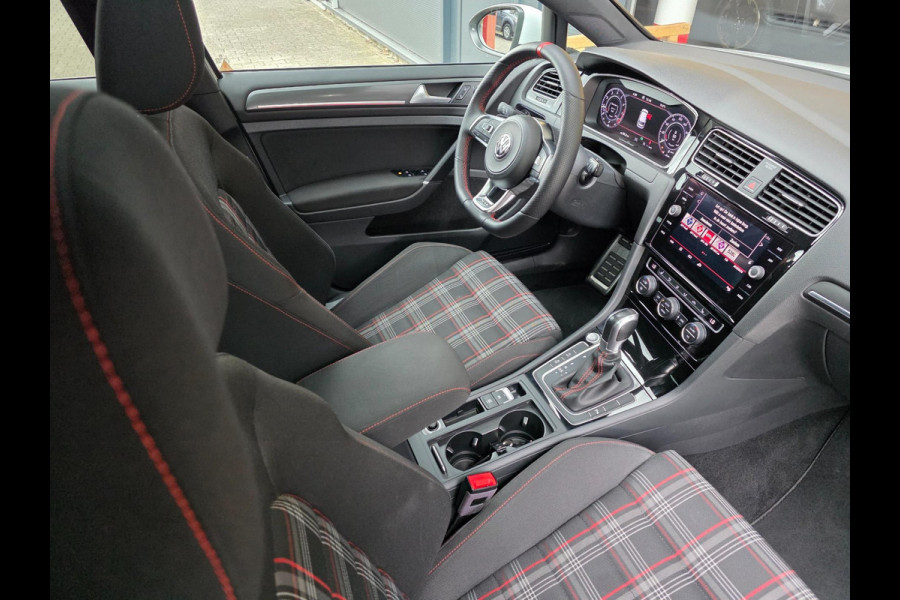 Volkswagen Golf 2.0 TSI GTI Performance / DSG / PANO / LED / Garantie / Full Options