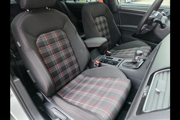 Volkswagen Golf 2.0 TSI GTI Performance / DSG / PANO / LED / Garantie / Full Options