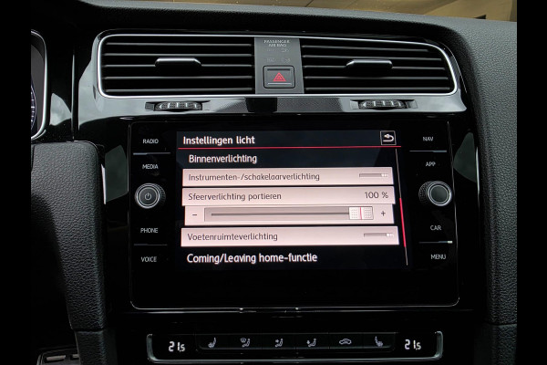 Volkswagen Golf 2.0 TSI GTI Performance / DSG / PANO / LED / Garantie / Full Options