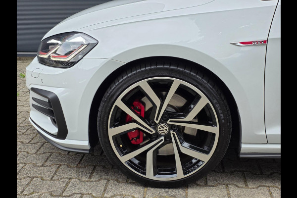 Volkswagen Golf 2.0 TSI GTI Performance / DSG / PANO / LED / Garantie / Full Options