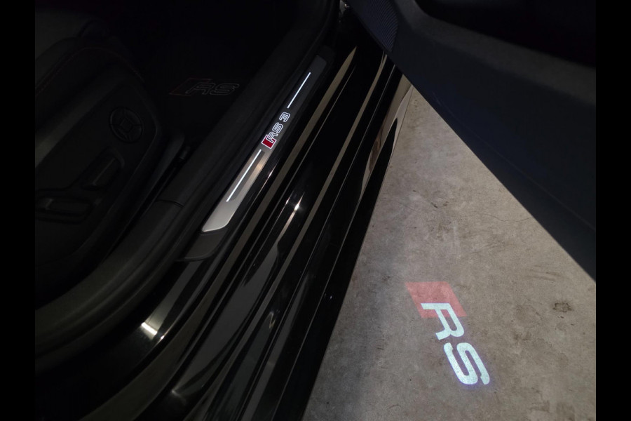 Audi A3 Sportback 2.5 TFSI RS3 / Pano / B&O / Matrix LED / Dealer onderhouden / Full options / HUD / RS Zetels / GPS Track & Trace