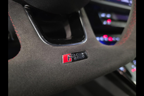 Audi A3 Sportback 2.5 TFSI RS3 / Pano / B&O / Matrix LED / Dealer onderhouden / Full options / HUD / RS Zetels / GPS Track & Trace