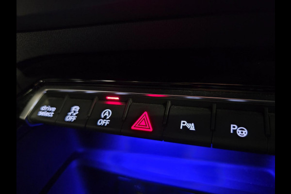 Audi A3 Sportback 2.5 TFSI RS3 / Pano / B&O / Matrix LED / Dealer onderhouden / Full options / HUD / RS Zetels / GPS Track & Trace