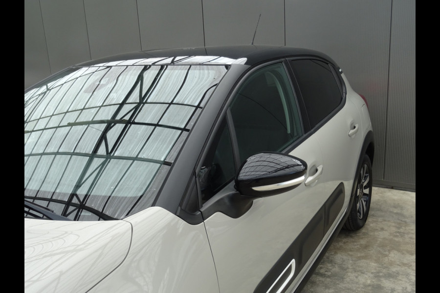 Citroën C3 1.2 PureTech Shine * CARPLAY * PDC * DEALER ONDERH. !!