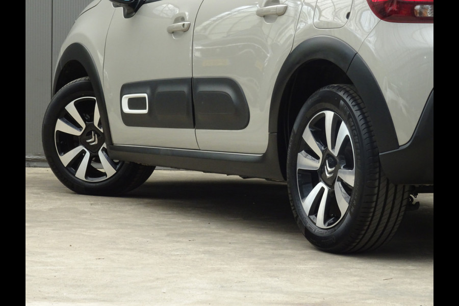 Citroën C3 1.2 PureTech Shine * CARPLAY * PDC * DEALER ONDERH. !!