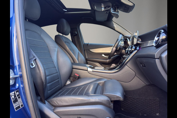 Mercedes-Benz GLC Coupé GLC 220 d 4MATIC AMG Pano Leder Burmester