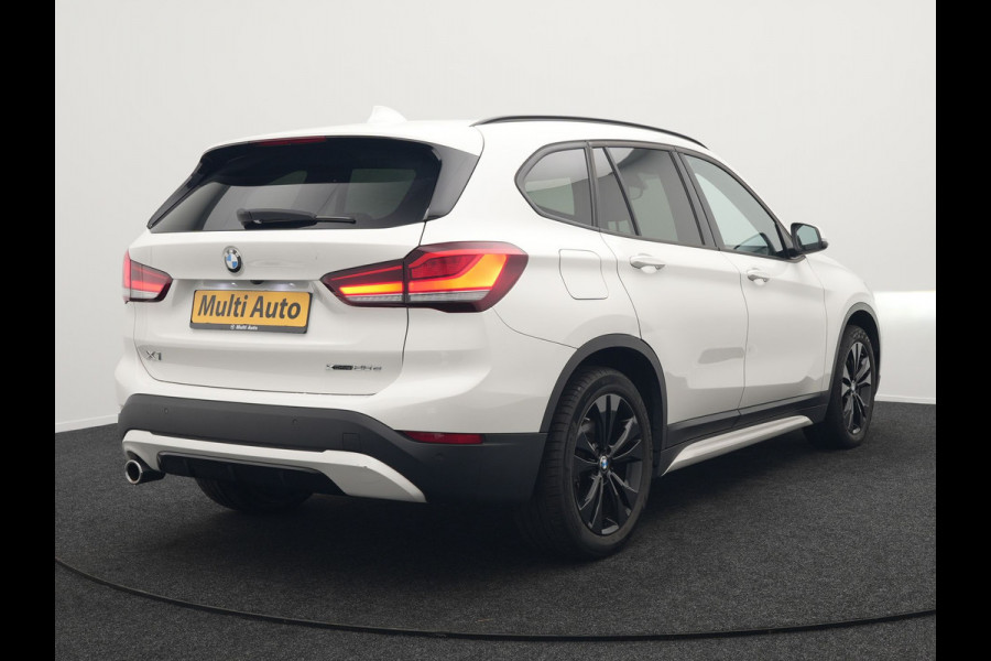 BMW X1 xDrive25e Sportline Plug in Hybrid 222pk Dealer O.H PHEV | Harman Kardon | Apple Carplay | Lederen Sportstoelen | Camera | Navigatie | Cruise Control | DAB