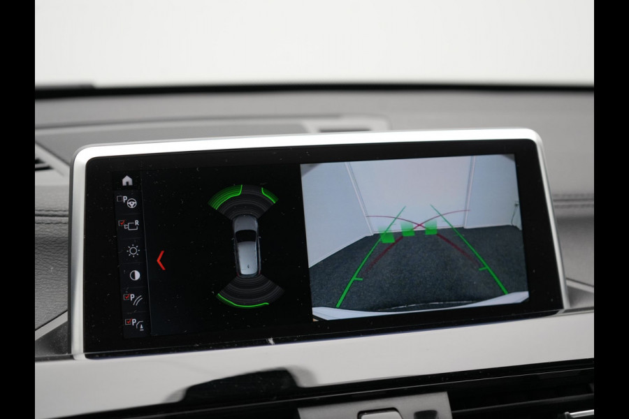 BMW X1 xDrive25e Sportline Plug in Hybrid 222pk Dealer O.H PHEV | Harman Kardon | Apple Carplay | Lederen Sportstoelen | Camera | Navigatie | Cruise Control | DAB