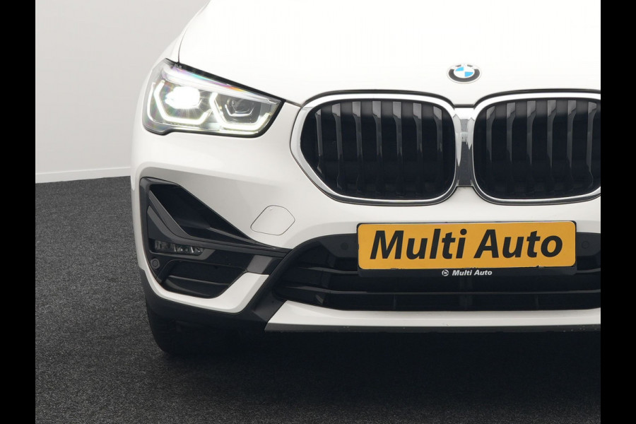 BMW X1 xDrive25e Sportline Plug in Hybrid 222pk Dealer O.H PHEV | Harman Kardon | Apple Carplay | Lederen Sportstoelen | Camera | Navigatie | Cruise Control | DAB