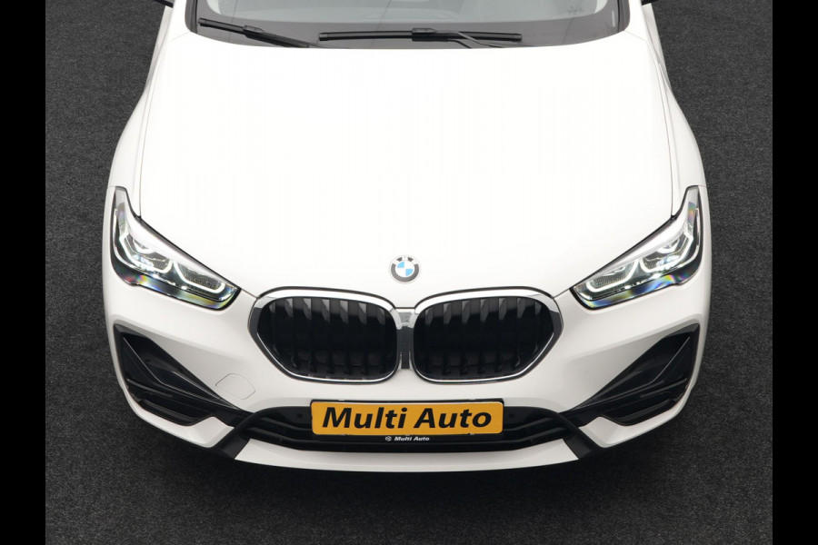 BMW X1 xDrive25e Sportline Plug in Hybrid 222pk Dealer O.H PHEV | Harman Kardon | Apple Carplay | Lederen Sportstoelen | Camera | Navigatie | Cruise Control | DAB