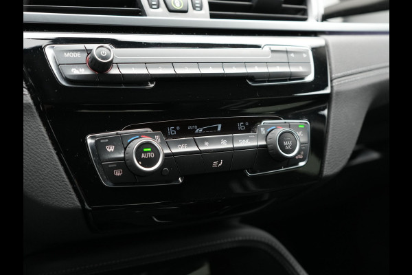 BMW X1 xDrive25e Sportline Plug in Hybrid 222pk Dealer O.H PHEV | Harman Kardon | Apple Carplay | Lederen Sportstoelen | Camera | Navigatie | Cruise Control | DAB