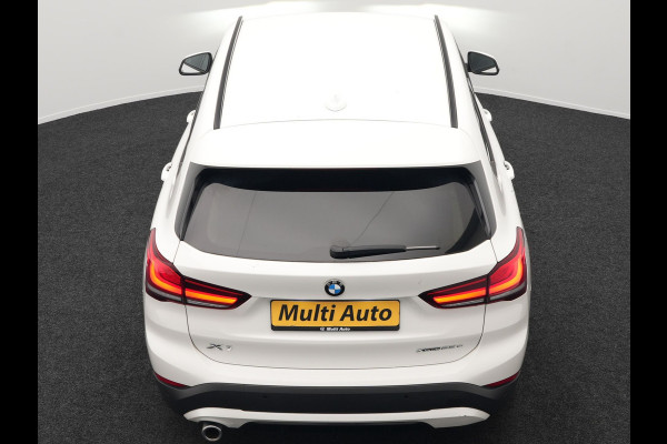 BMW X1 xDrive25e Sportline Plug in Hybrid 222pk Dealer O.H PHEV | Harman Kardon | Apple Carplay | Lederen Sportstoelen | Camera | Navigatie | Cruise Control | DAB