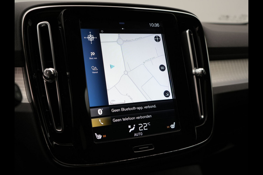 Volvo XC40 T4 Momentum Automaat 191pk Dealer O.H | Adaptive Cruise | Harman Kardon | Camera | Lederen Sportstoelen Verwarmd | LED | Pilot Assist |  Navigatie | Virtual | DAB |