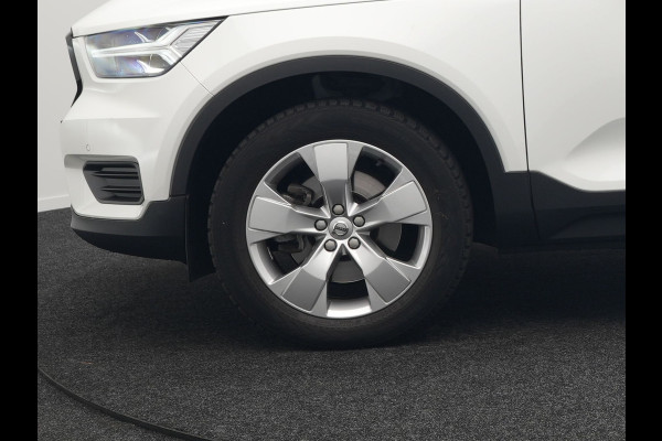 Volvo XC40 T4 Momentum Automaat 191pk Dealer O.H | Adaptive Cruise | Harman Kardon | Camera | Lederen Sportstoelen Verwarmd | LED | Pilot Assist |  Navigatie | Virtual | DAB |