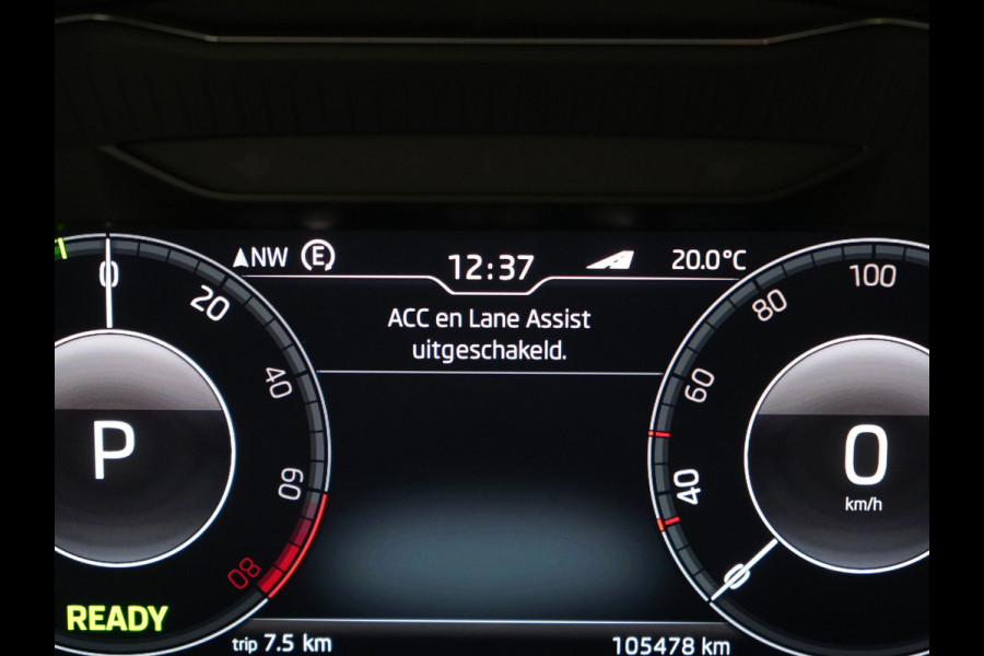 Škoda Superb Combi 1.4 TSI iV Business Edition Plus Plug In Hybrid 218pk Dealer O.H PHEV | Adaptive Cruise | 360 Camera | Lederen Sportstoelen Memory & Ventilatie | Keyless | Apple Carplay | Stuurverwarming | Navigatie | Virtual | DAB