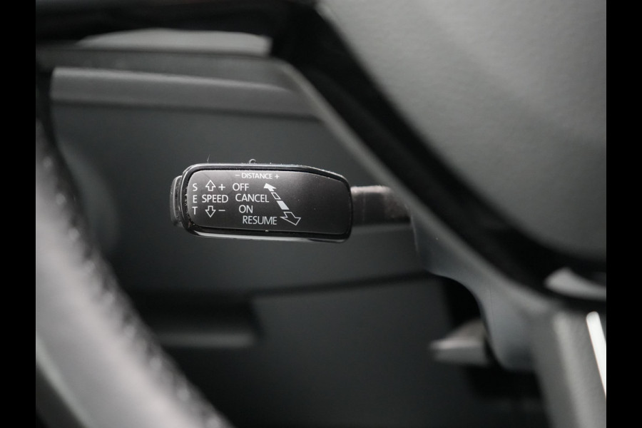 Škoda Superb Combi 1.4 TSI iV Business Edition Plus Plug In Hybrid 218pk Dealer O.H PHEV | Adaptive Cruise | 360 Camera | Lederen Sportstoelen Memory & Ventilatie | Keyless | Apple Carplay | Stuurverwarming | Navigatie | Virtual | DAB