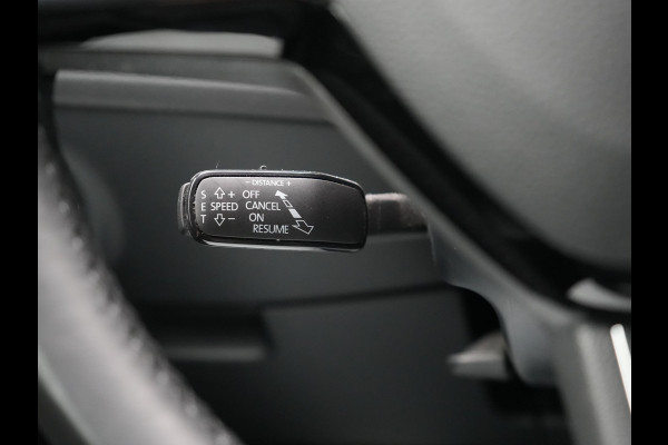 Škoda Superb Combi 1.4 TSI iV Business Edition Plus Plug In Hybrid 218pk Dealer O.H PHEV | Adaptive Cruise | 360 Camera | Lederen Sportstoelen Memory & Ventilatie | Keyless | Apple Carplay | Stuurverwarming | Navigatie | Virtual | DAB