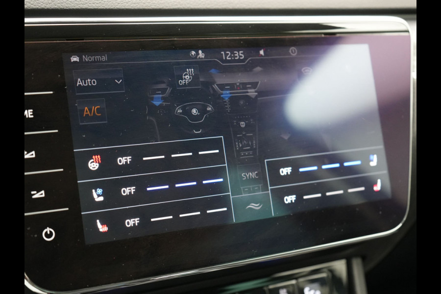 Škoda Superb Combi 1.4 TSI iV Business Edition Plus Plug In Hybrid 218pk Dealer O.H PHEV | Adaptive Cruise | 360 Camera | Lederen Sportstoelen Memory & Ventilatie | Keyless | Apple Carplay | Stuurverwarming | Navigatie | Virtual | DAB