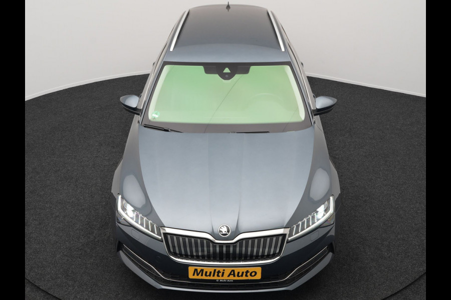 Škoda Superb Combi 1.4 TSI iV Business Edition Plus Plug In Hybrid 218pk Dealer O.H PHEV | Adaptive Cruise | 360 Camera | Lederen Sportstoelen Memory & Ventilatie | Keyless | Apple Carplay | Stuurverwarming | Navigatie | Virtual | DAB