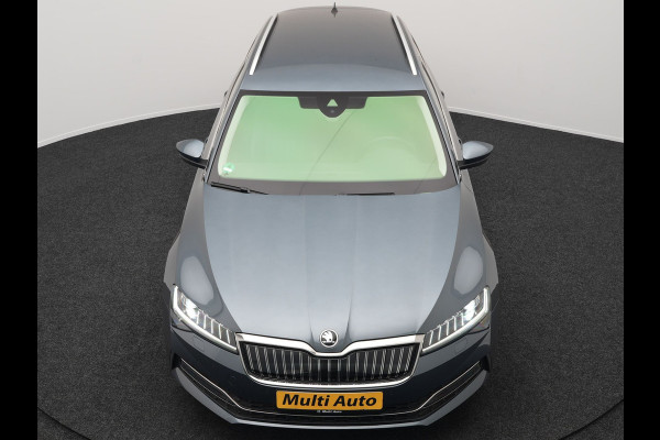 Škoda Superb Combi 1.4 TSI iV Business Edition Plus Plug In Hybrid 218pk Dealer O.H PHEV | Adaptive Cruise | 360 Camera | Lederen Sportstoelen Memory & Ventilatie | Keyless | Apple Carplay | Stuurverwarming | Navigatie | Virtual | DAB