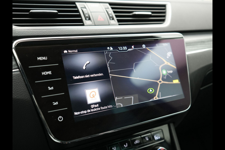Škoda Superb Combi 1.4 TSI iV Business Edition Plus Plug In Hybrid 218pk Dealer O.H PHEV | Adaptive Cruise | 360 Camera | Lederen Sportstoelen Memory & Ventilatie | Keyless | Apple Carplay | Stuurverwarming | Navigatie | Virtual | DAB