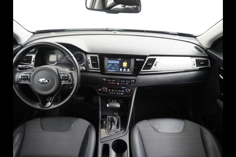 Kia Niro 1.6GDi 142PK Hybrid Dynamic Line Apple Carplay/Android Auto Navi Camera Ecc Trekhaak Led Licht/Regensensor Spoor assistent Bluetooth Keyless