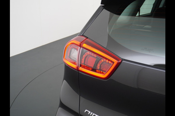 Kia Niro 1.6GDi 142PK Hybrid Dynamic Line Apple Carplay/Android Auto Navi Camera Ecc Trekhaak Led Licht/Regensensor Spoor assistent Bluetooth Keyless