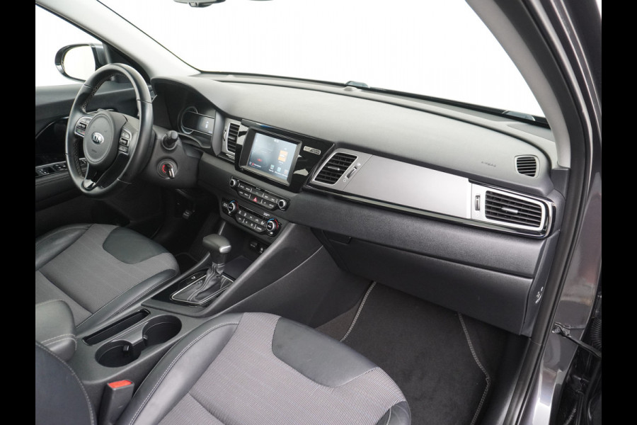 Kia Niro 1.6GDi 142PK Hybrid Dynamic Line Apple Carplay/Android Auto Navi Camera Ecc Trekhaak Led Licht/Regensensor Spoor assistent Bluetooth Keyless