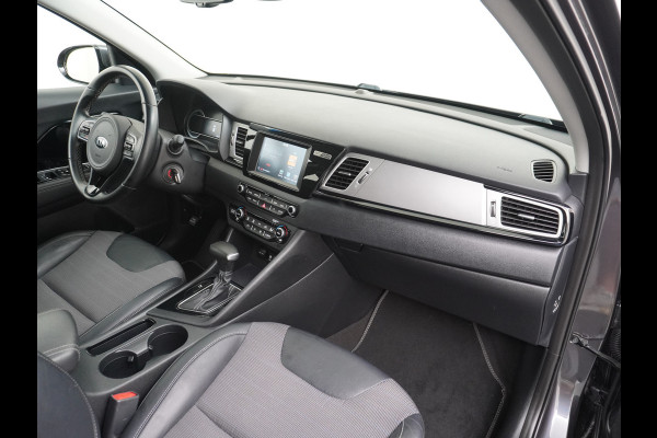Kia Niro 1.6GDi 142PK Hybrid Dynamic Line Apple Carplay/Android Auto Navi Camera Ecc Trekhaak Led Licht/Regensensor Spoor assistent Bluetooth Keyless