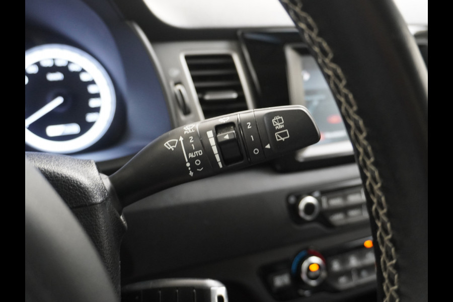 Kia Niro 1.6GDi 142PK Hybrid Dynamic Line Apple Carplay/Android Auto Navi Camera Ecc Trekhaak Led Licht/Regensensor Spoor assistent Bluetooth Keyless