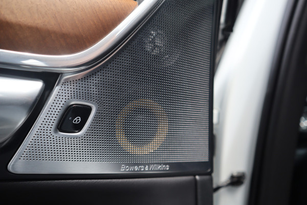 Volvo V90 2.0 T8 AWD Inscription Panorama / Bowers & Wilkins / Pilot assist / Dode hoek /