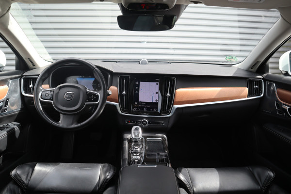 Volvo V90 2.0 T8 AWD Inscription Panorama / Bowers & Wilkins / Pilot assist / Dode hoek /